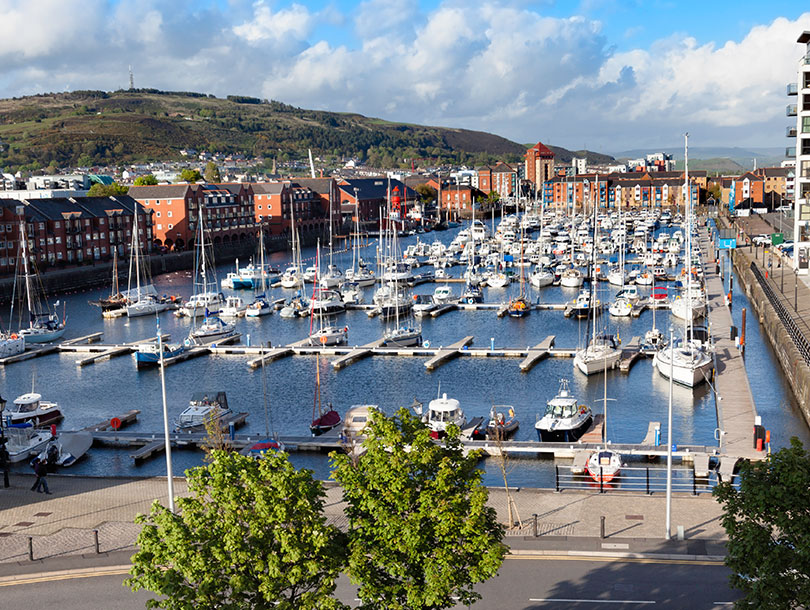 Coaches to Swansea | National Express