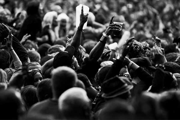 Coach travel to the Metallica: M72 World Tour