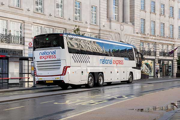 Our Top 10 Coach Travel Tips | National Express